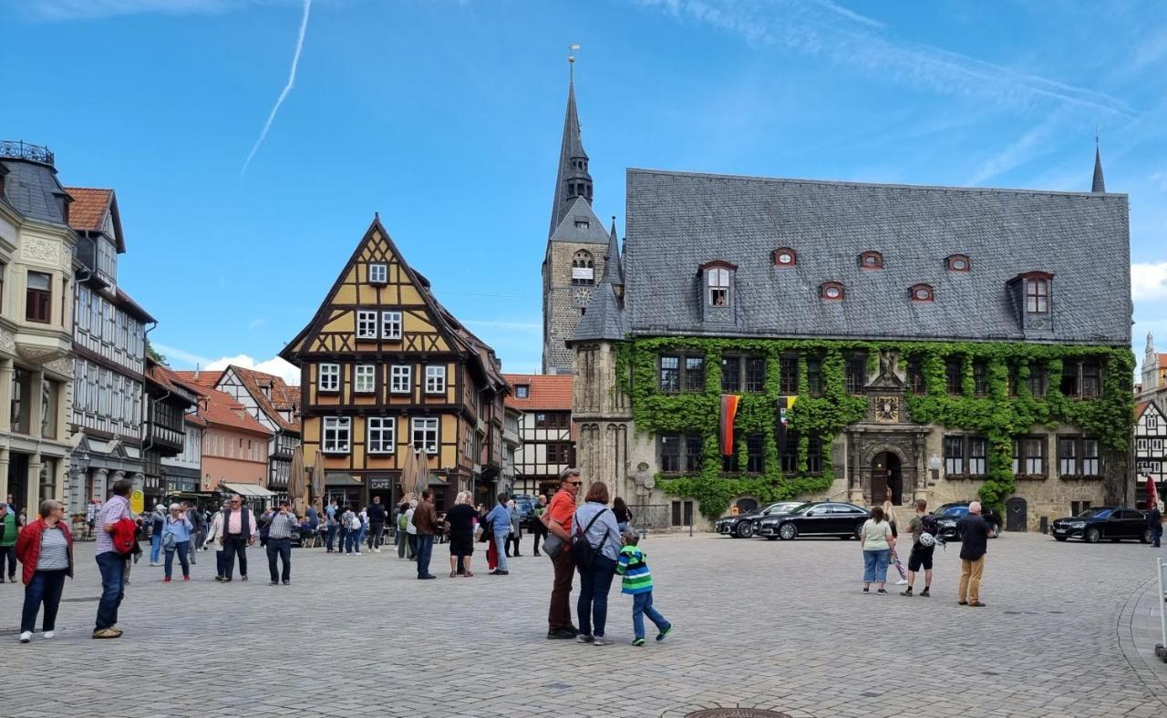 Fewo Otto- Sanierte Ferienwohnung Im Einzeldenkmal Quedlinburg Exteriör bild